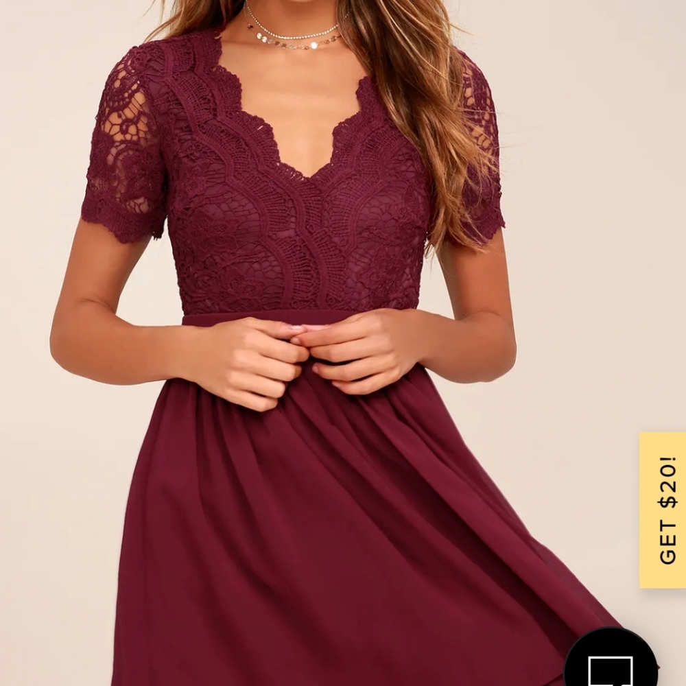 Lulu's- Lace cap sleeve dress